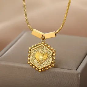 Aesthetic Flower Heart Pendant Necklaces For Women
