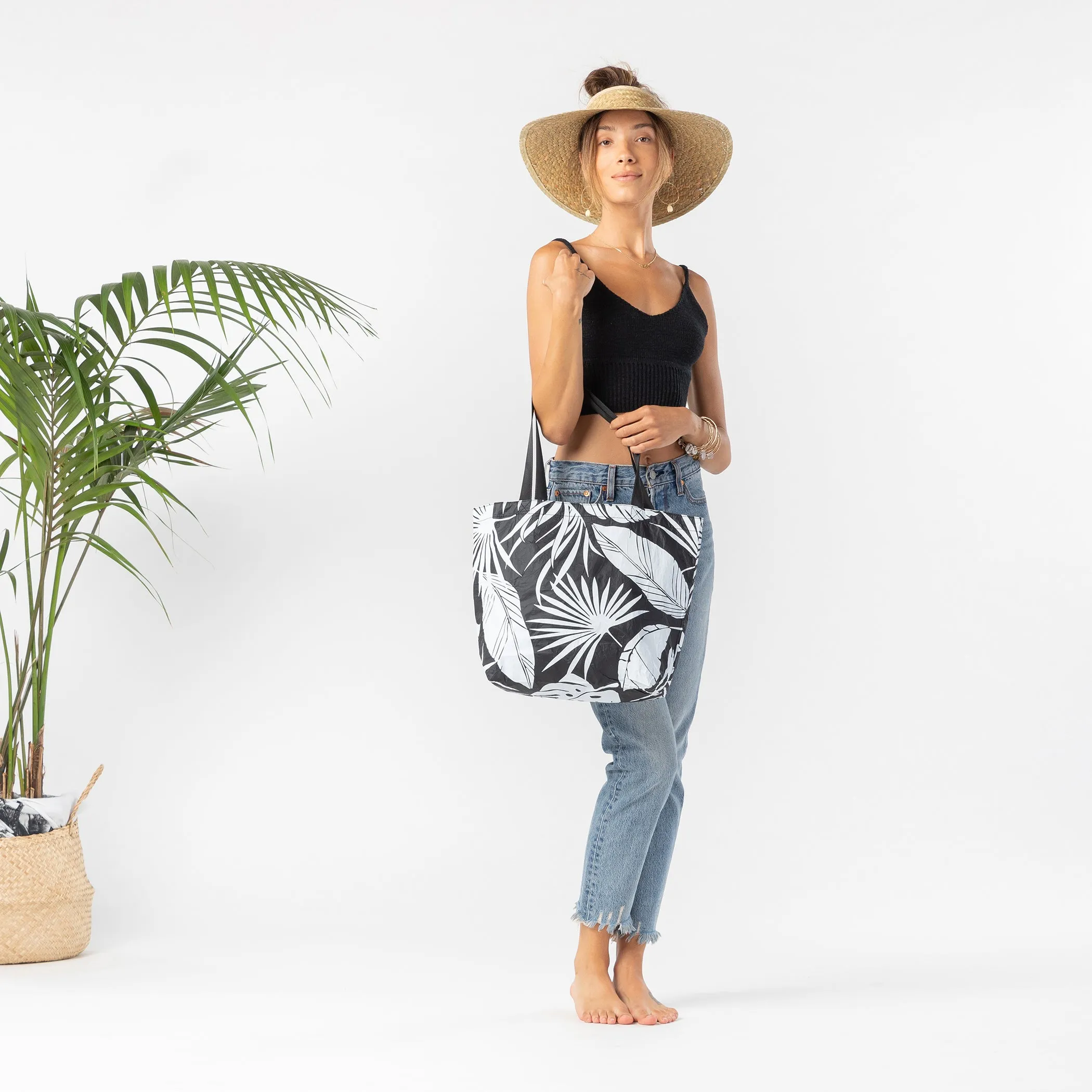 ALOHA Le Palm Reversible Tote / White & Black