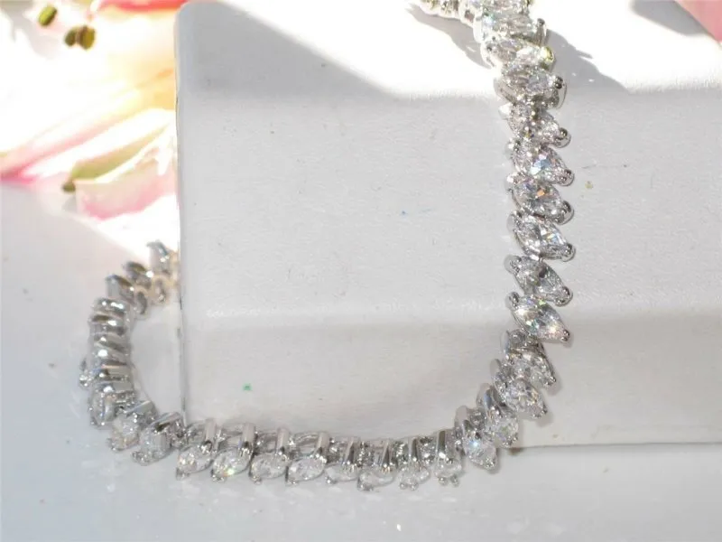 Jewellery Kingdom Ladies 7 Inch 15 Carat Rhodium Marquise Tennis Bracelet (Silver)