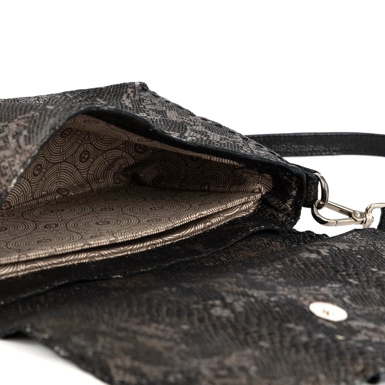 Liana : Ladies Leather Crossbody Handbag in Nero Rockafella & Black Cayak