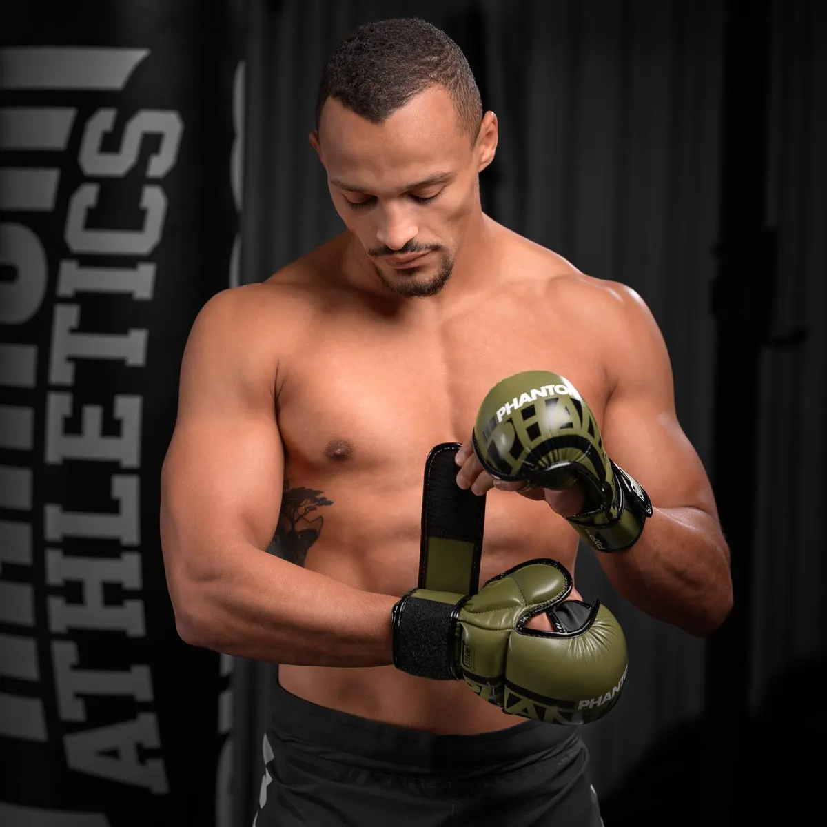 MMA Sparring Handschuhe APEX - Army