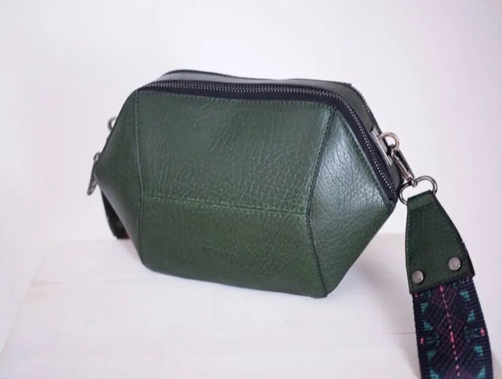 NEW Geometric Crossbody Bag w/Interchangeable Straps