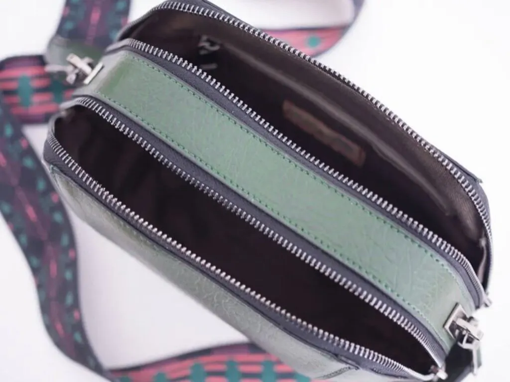 NEW Geometric Crossbody Bag w/Interchangeable Straps