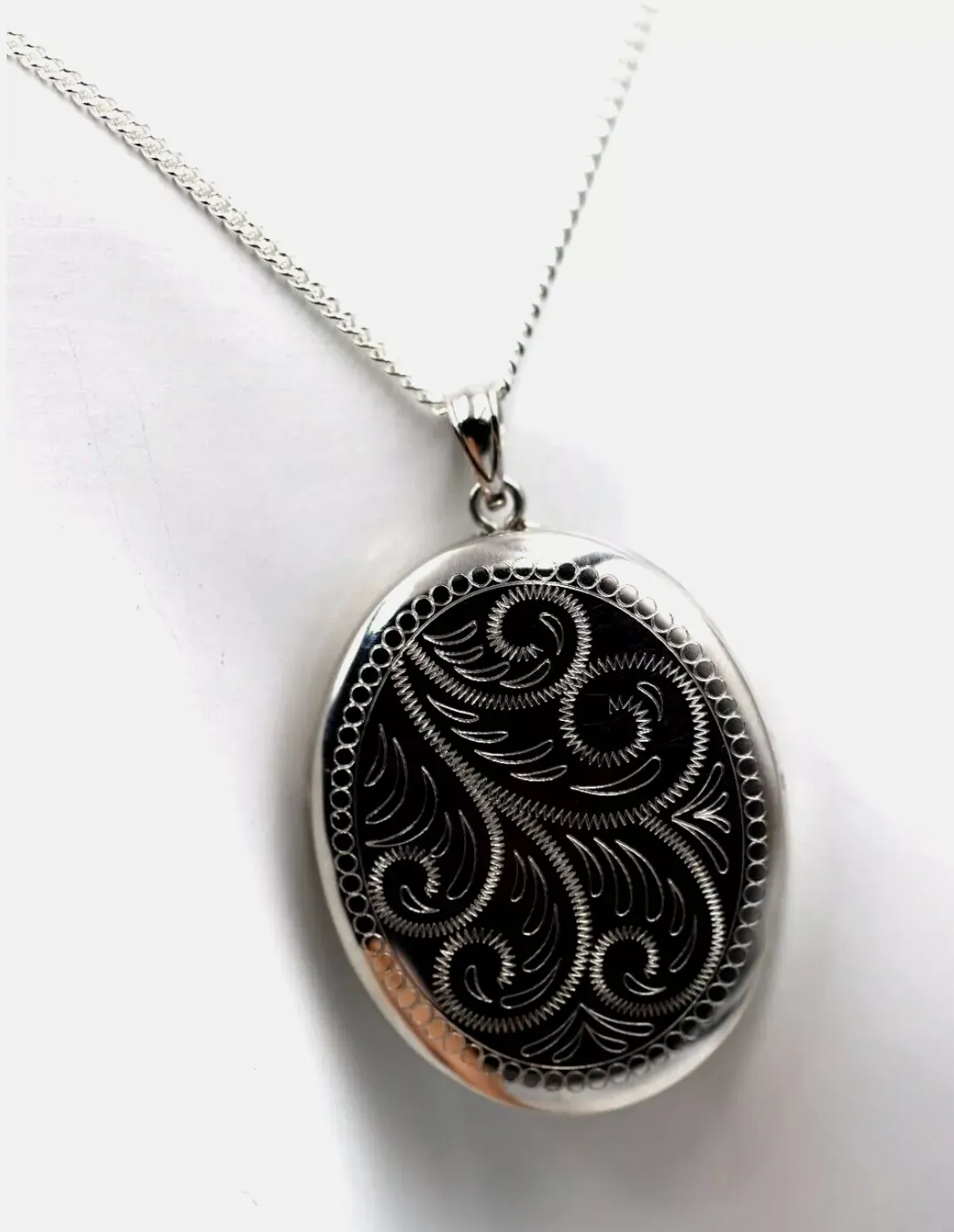 Sterling Silver 925 Oval Engraved Pendant Locket 2 photos   Necklace