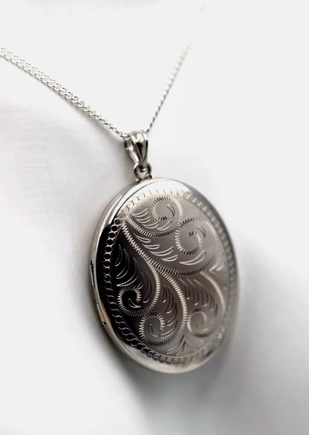 Sterling Silver 925 Oval Engraved Pendant Locket 2 photos   Necklace