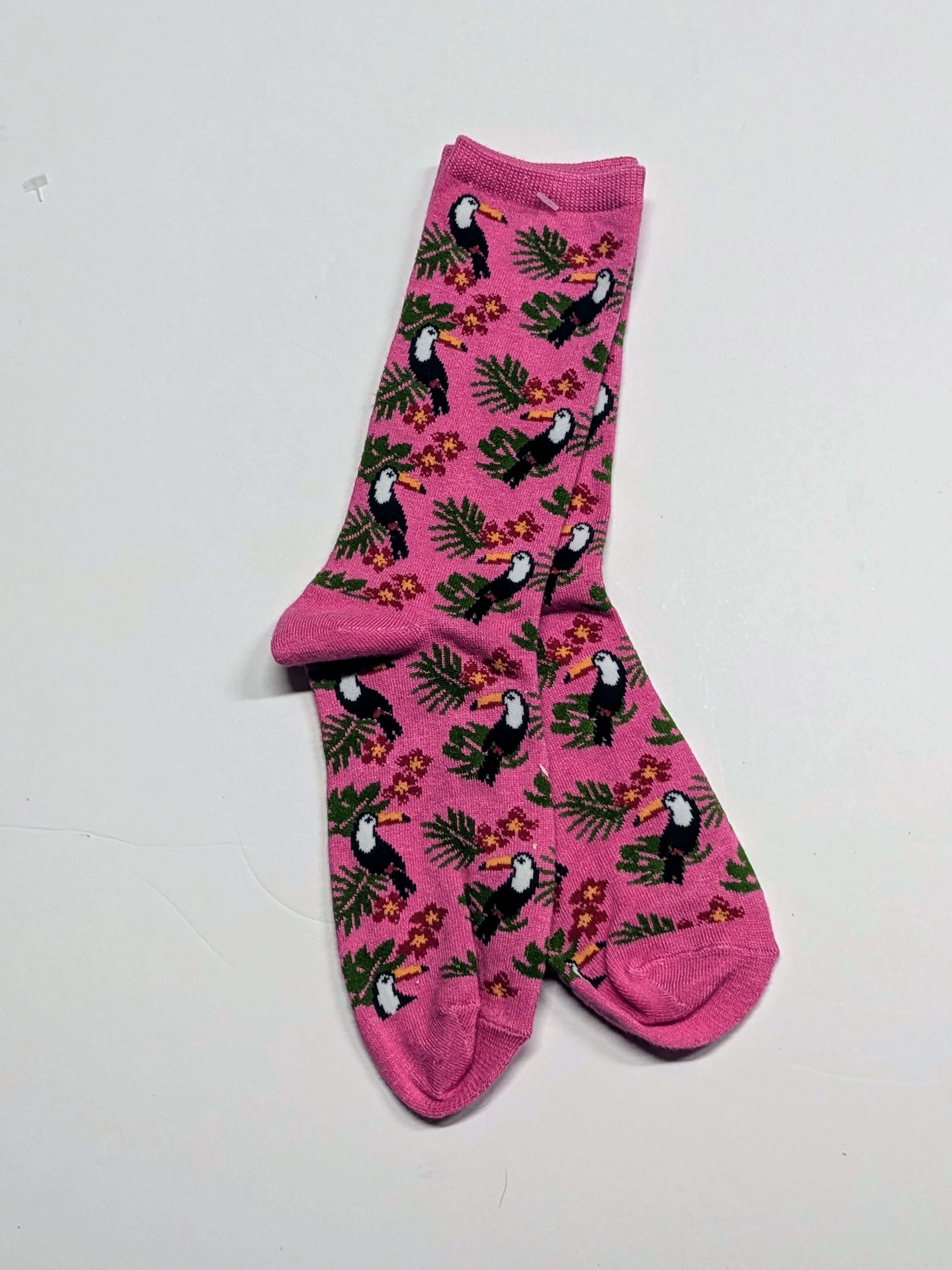 Tucan Leaves Crew Socks